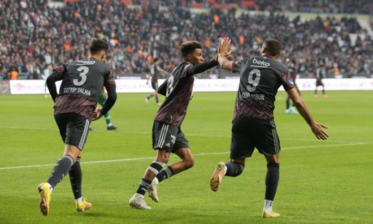 Süper Lig'de Beşiktaş, Konyaspor'u 90+5. dakikada mağlup etti